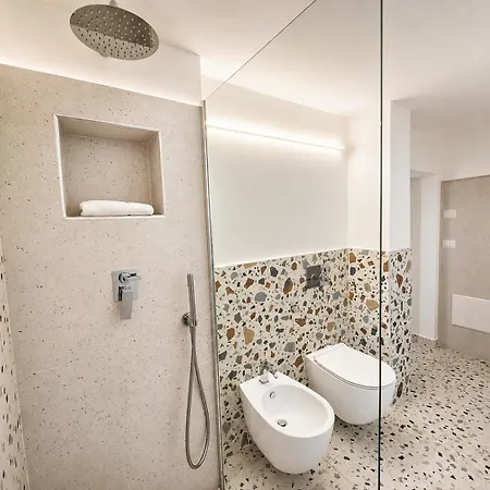 Celentano 61 Apartament